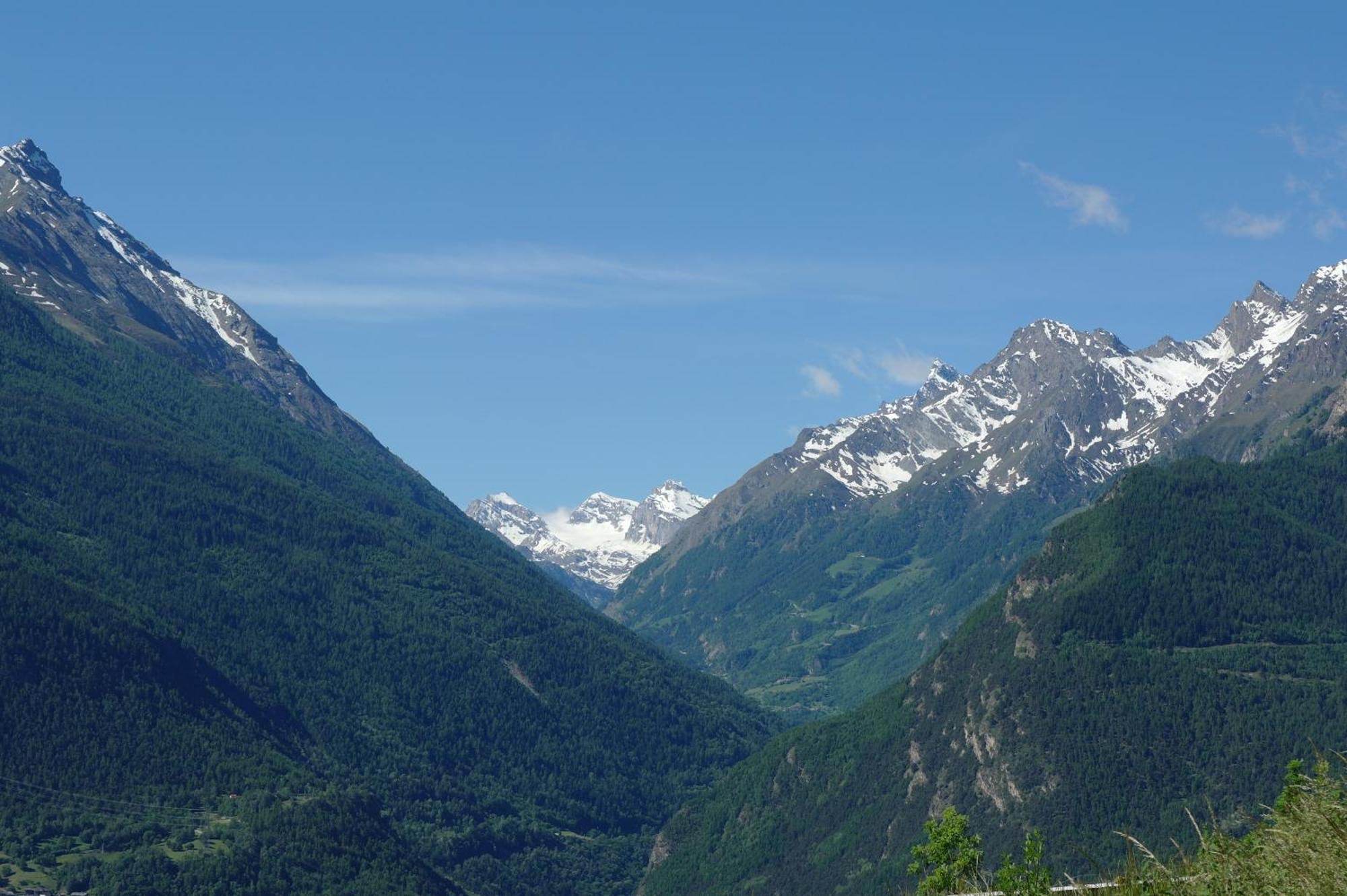 Le Vieux Noyer - Appartamenti Al Verde Villaggio Di Rumiod Saint-Pierre Exteriör bild